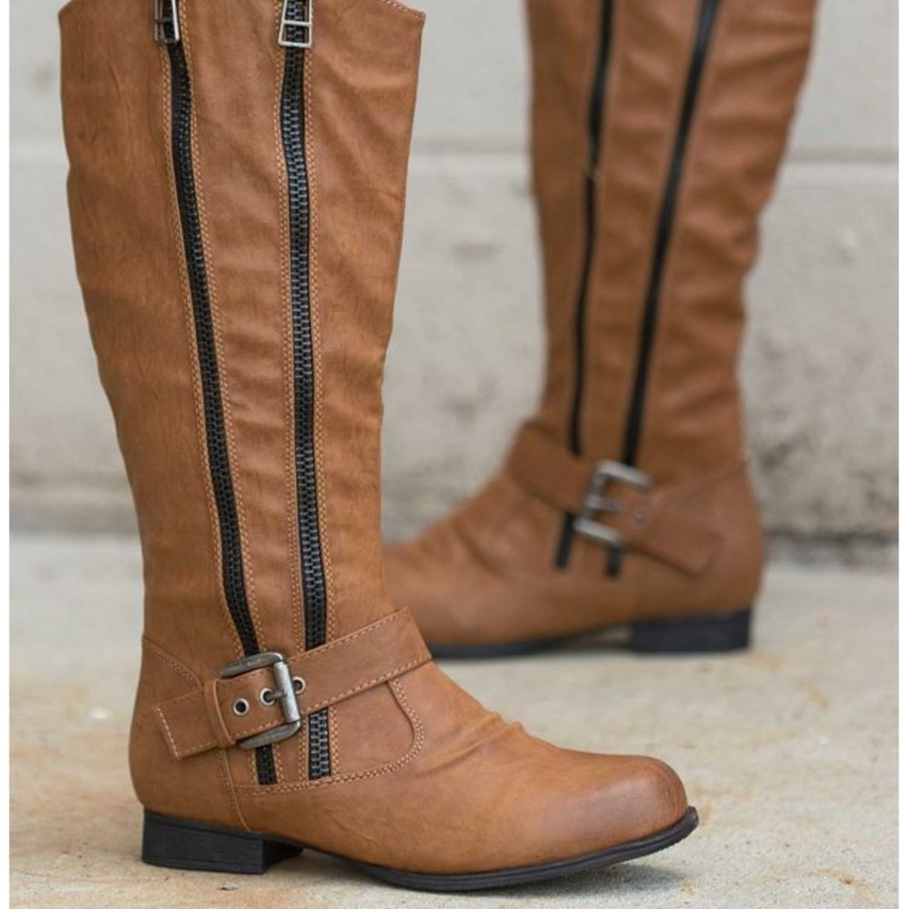 EUC Free Choice Buckle Riding Boots 7.5
